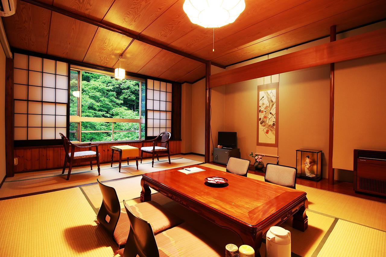 Oyado Higashiyama Hotel Aizuwakamatsu Exterior photo